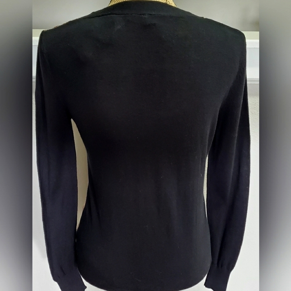 ♦️BKE Front Button Down Printed Cardigan♦️ - Picture 2 of 3